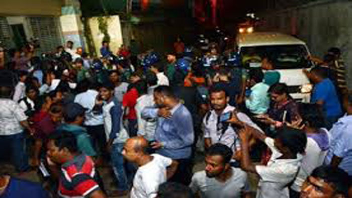 আহত তিন জঙ্গি নাড়ীর একজন &lsquo;জঙ্গি&rsquo; জাহিদের স্ত্রী: ধারণা পুলিশের