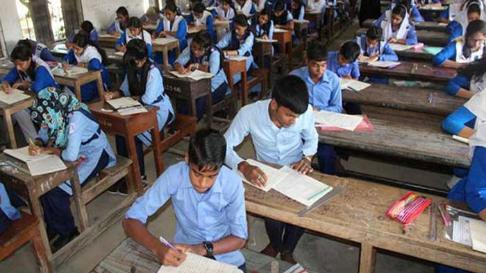 ব্রাহ্মণবাড়িয়ায় শান্তিপূর্ণভাবে সমাপনী পরীক্ষা শুরু