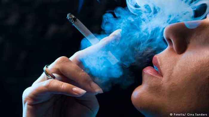 বিলুপ্তির পথে ধূমপান নিয়ন্ত্রণ আইন