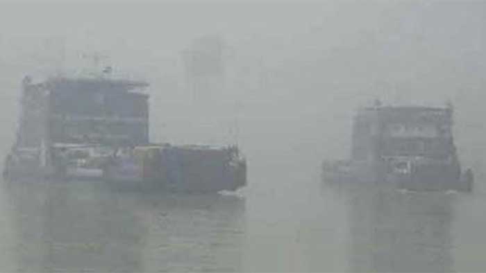 ৫ ঘণ্টা পর পাটুরিয়া-দৌলতদিয়া নৌরুটে ফেরি চলাচল শুরু
