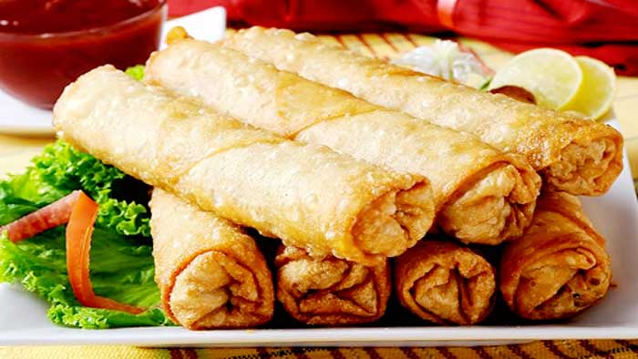 যেভাবে তৈরি করবেন চিকেন-ভেজিটেবল রোল
