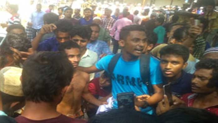 পুলিশ-জনতার সংঘর্ষ , পুলিশের মামলায় আসামি ৫ হাজার