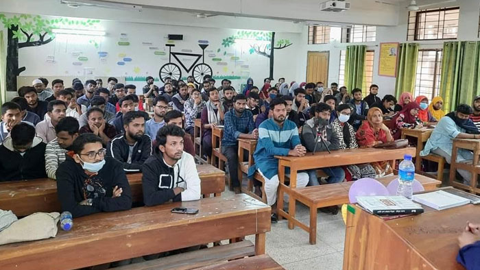 বশেমুরবিপ্রবিতে বিশ্ববিদ্যালয় ও সমকালীন বুদ্ধিজীবীতা শীর্ষক আলোচনা