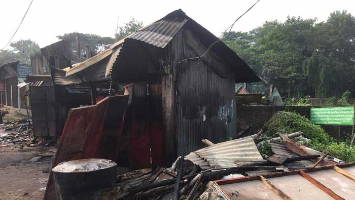 হাটহাজারীতে অগ্নিকান্ডে ৩দোকান পুড়ে ভষ্মিভূত