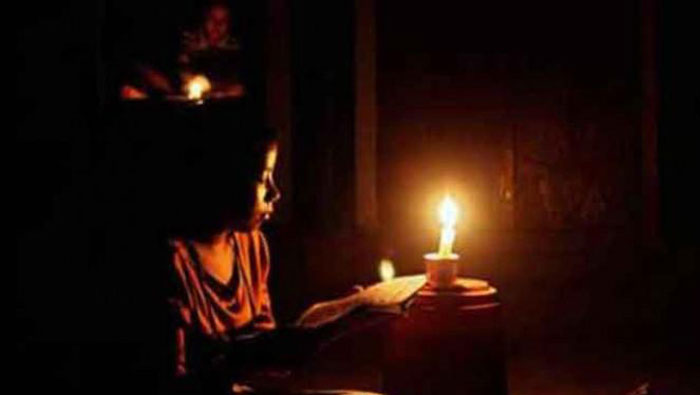নোয়াখালীর হাতিয়ায় বিদ্যুৎ নেই ৬ দিন, দুর্ভোগে হাজারো গ্রাহক