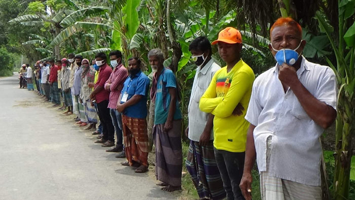 রাজবাড়ীর খানগঞ্জে খাদ্য বান্ধব কর্মসুচীতে চাল না পাওয়ার অভিযোগ