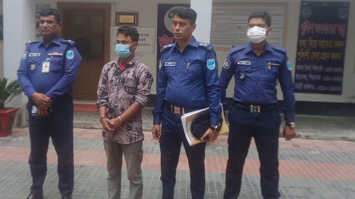 শিবচরে চাঞ্চল্যকর দাদন চোকদার হত্যা মামলার আসামী আটক