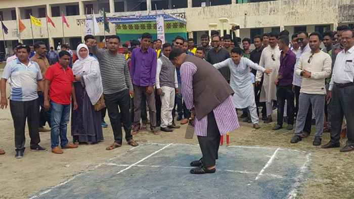 তালতলী উপজেলা কাপ টি-টোয়েন্টি ক্রিকেট টুর্নামেন্টের উদ্বোধন