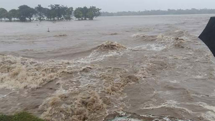 সুনামগঞ্জে সুরমা নদীর পানি বিপৎসীমার ১৫ সেমি ওপরে, অর্ধশত গ্রাম প্লাবিত