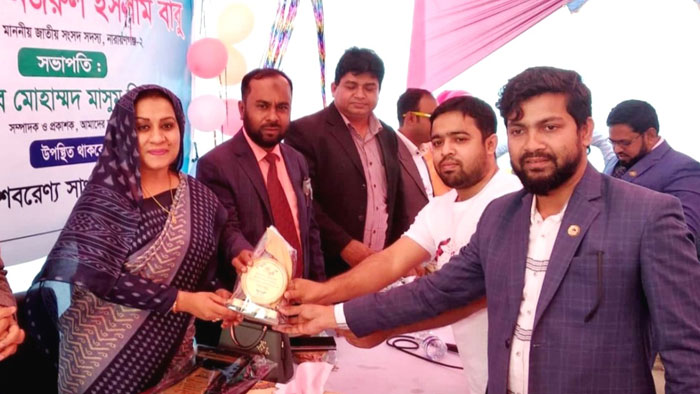 নরসিংদীর মাধবদী থানা প্রেসক্লাবকে সম্মননায় ভূষিত