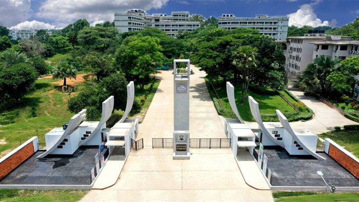 গণরুম বন্ধ সহ আট সিদ্ধান্ত নিলো কুবি