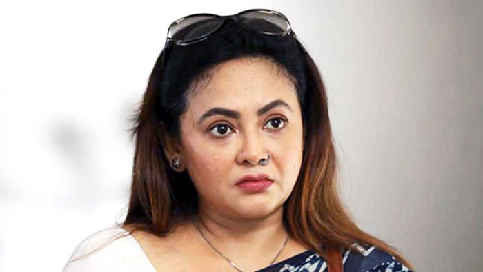 প্রতারণার শিকার অভিনেত্রী শ্রীলেখা মিত্র
