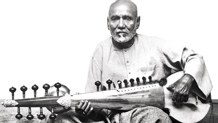 আজন্ম সুর সন্ধিৎসু &lsquo;খাঁ সাহেব&rsquo;