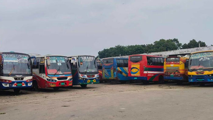 রাজবাড়ী-ঢাকা রুটে বাস চলাচল বন্ধ, দুর্ভোগ