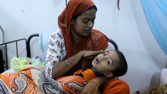 মশক নিধনে গতি নেই, চট্টগ্রামে বেশি ঝুঁকিতে শিশুরা