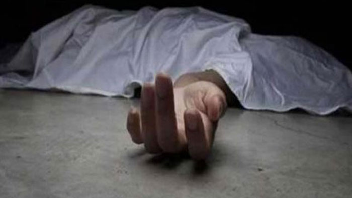 পাইকগাছায় ইঁদুর মারার ফাঁদে বিদ্যুৎস্পৃষ্ঠ হয়ে কৃষকের মৃত্যু
