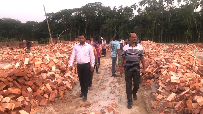 ভোলার ধনিয়ায় প্রস্তুত হচ্ছে ১৪১টি ভূমিহীন পরিবারের জন্য শেখ হাসিনার উপহার