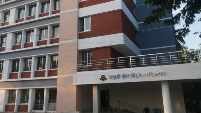 চট্টগ্রামে পুলিশ ফাঁড়িতে হামলা চালিয়ে আসামি ছিনতাই