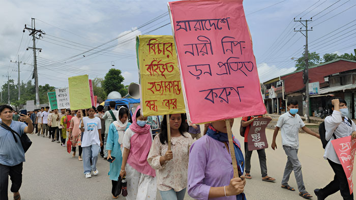 খাগড়াছড়িতে লাল ত্নেং কিম বমের মৃত্যুর বিচার ও বম জনগণের মুক্তির দাবিতে বিক্ষোভ