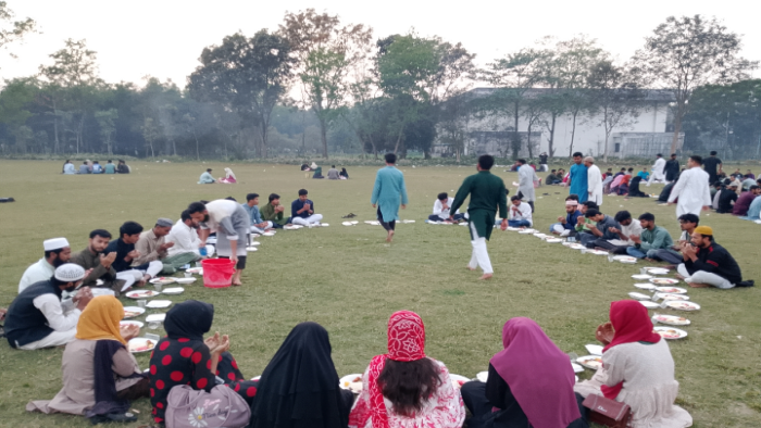 ইবিতে তরুণ কলাম লেখক ফোরামের উদ্যোগে ইফতার মাহফিল অনুষ্ঠিত