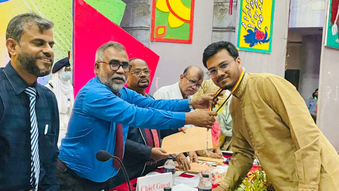 ইসলামী বিশ্ববিদ্যালয়ে ডিন'স অ্যাওয়ার্ড পেলেন ৩৫ শিক্ষার্থী