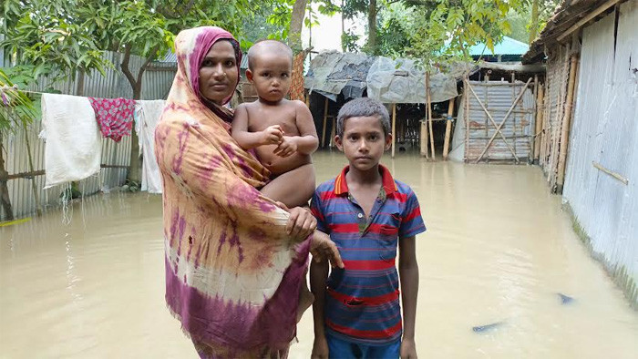 কমতে শুরু করছে তিস্তার পানি, বাড়ছে ভোগান্তি