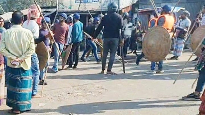 ফরিদপুরে ইউপি সদস্যকে কুপিয়ে জখম
