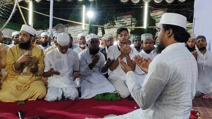 বিশ্ব ফাতেহা শরীফ উপলক্ষে ফরিদপুরে ইসলামী সম্মেলন অনুষ্ঠিত