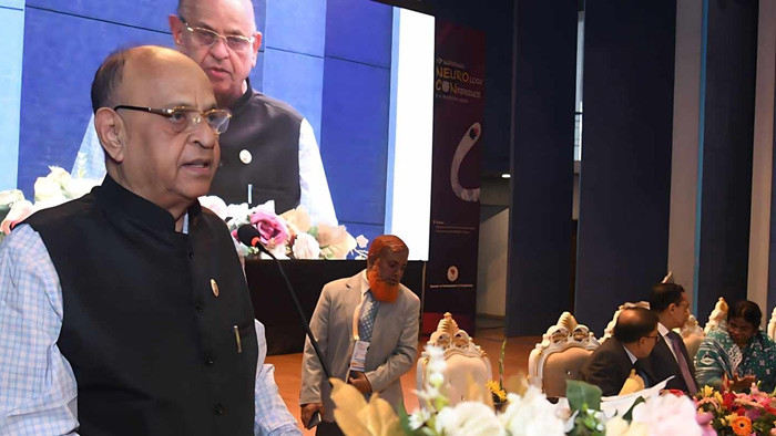 যেখানেই যাই শুনি হাসপাতালে ডাক্তার থাকে না : স্বাস্থ্যমন্ত্রী