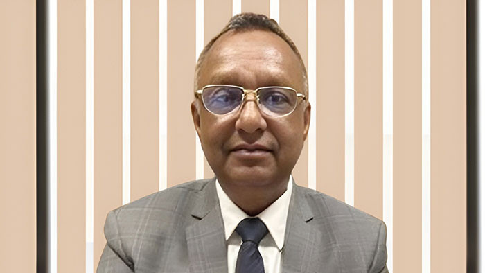 স্ত্রীসহ সাবেক বিএফআইইউ প্রধান শাহীনুলের দেশত্যাগে নিষেধাজ্ঞা