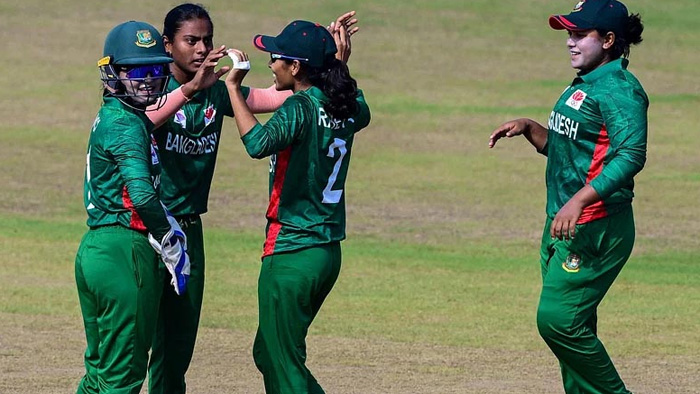 পাকিস্তানকে হারিয়ে বাংলাদেশের ব্রোঞ্জ জয়