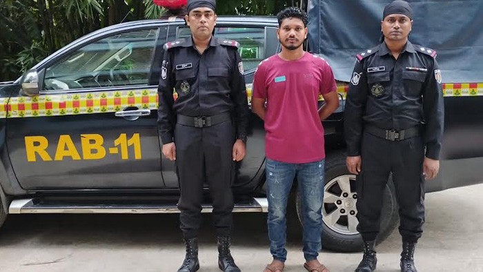 নোয়াখালীতে নাশকতার দায়ে ছাত্রদল নেতা গ্রেপ্তার
