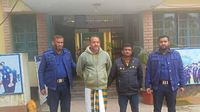 কুড়িগ্রাম জেলা পুলিশের অভিযানে গত ২৪ ঘন্টায় বিভিন্ন অপরাধে ৩০জন গ্রেফতার