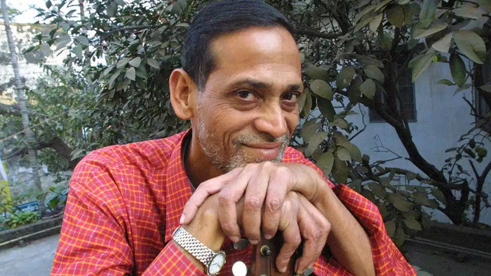 পপ গুরু আজম খানের জন্মদিন আজ