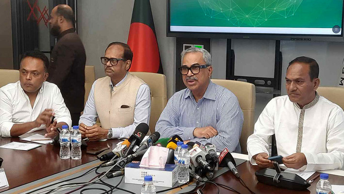 এখন পর্যন্ত ২৫ ফ্যাক্টরি ভাঙচুর, ১৩০টি বন্ধ : বিজিএমইএ