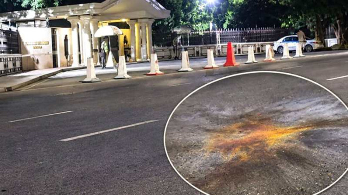 আগারগাঁওয়ে প্রধানমন্ত্রীর কার্যালয়ের সামনে দুটি ককটেল নিক্ষেপ