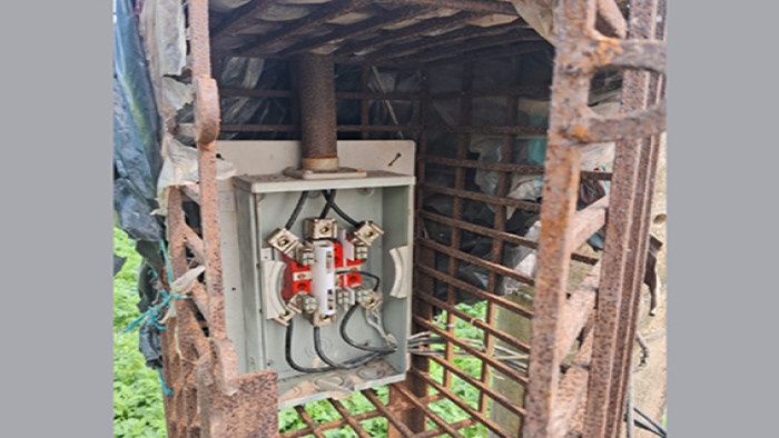 আক্কেলপুরে এক রাতে ছয় মিটার চুরি