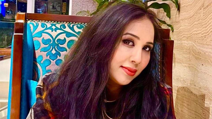 একজন ভিন্নধারার শিল্পী শামীমা আলম চিনু
