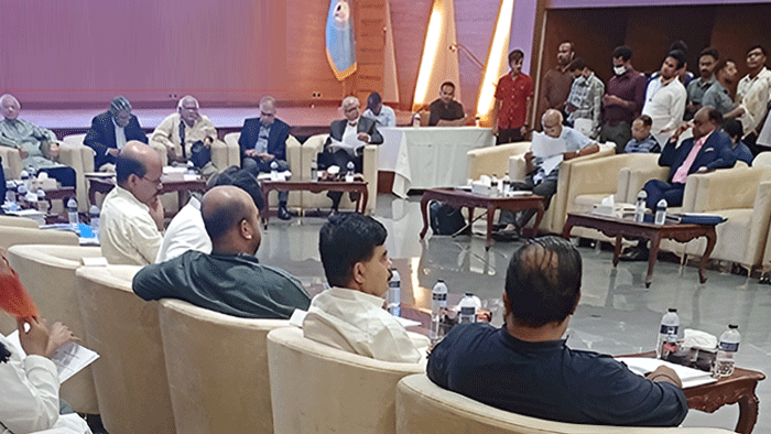 প্রধান উপদেষ্টার নিয়োগ নিয়ে একাধিক প্রস্তাব ঐকমত্য কমিশনে