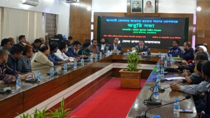 কক্সবাজারের সমুদ্র উপকূল দিয়ে মিয়ানমারে আশঙ্কাজনক হারে জ্বালানি-খাদ্য পাচার