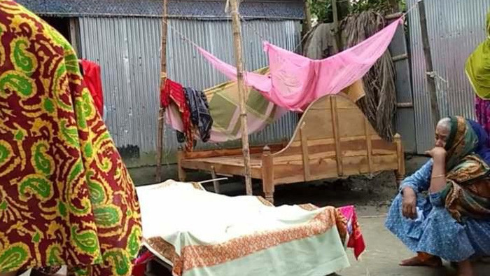কালীগঞ্জে বিষধর সাপের কামড়ে ৯ম শ্রেণির এক শিক্ষার্থীর মৃত্যু