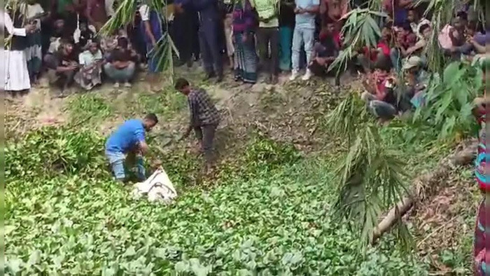 গোপালগঞ্জের মুকসুদপুরে পুকুর থেকে ভ্যান চালকের বস্তাবন্দি মরদেহ উদ্ধার