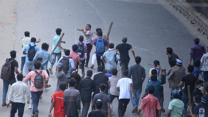 চট্টগ্রামে কলেজ শিক্ষার্থীসহ নিহত ২