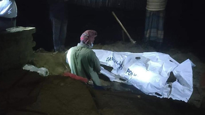 গভীর রাতে আন্দোলনে নিহত মিরাজের লাশ ৯৮ দিন পর উত্তোলন