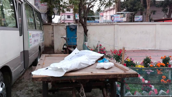 ঝালকাঠিতে পাঁচ সন্তানের জননীর রহস্যজনক আত্মহত্যা