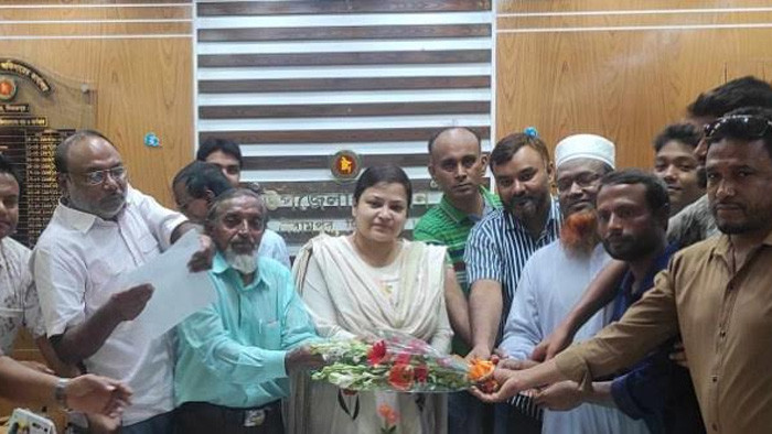 বিরামপুর প্রেসক্লাবের আহবায়ক কমিটি ইউএনও’র সাথে সৌজন্য সাক্ষাৎ