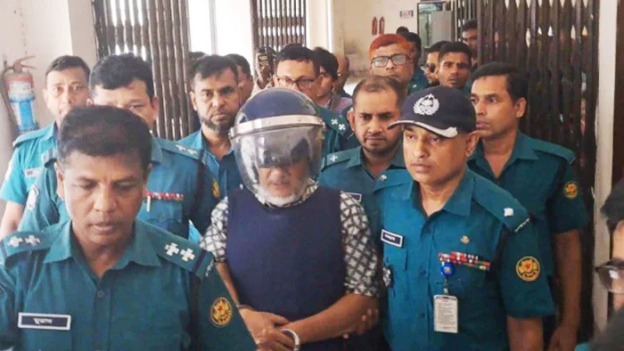 সাবেক ডিএমপি কমিশনার আছাদুজ্জামান ৭ দিনের রিমান্ডে