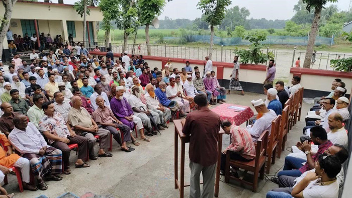 দীর্ঘ ৩৫বছর পর বোয়ালমারীর তামার হাজীর স্কুলে ম্যানেজিং কমিটির নির্বাচন