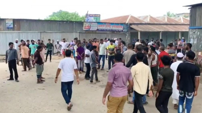 ফরিদপুরে বিএনপির দুই গ্রুপের সংঘর্ষ, নিহত-১ আহত -২৫