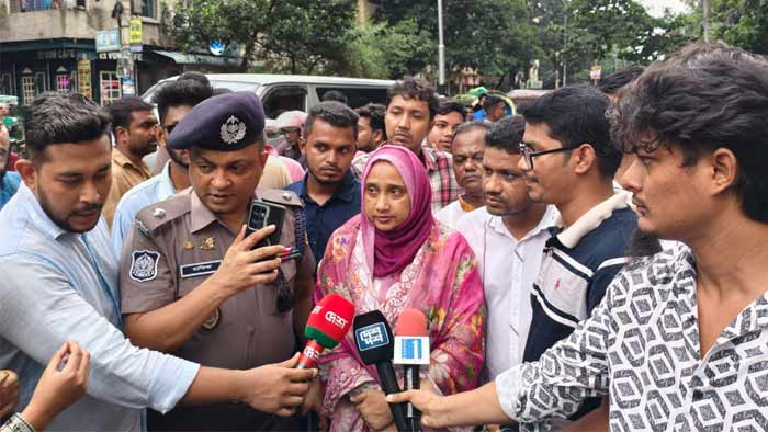 তদন্ত কমিটি গঠন করে ক্ষতিগ্রস্তদের সহায়তার আশ্বাস ফেরদৌসী আহমেদ এমপির